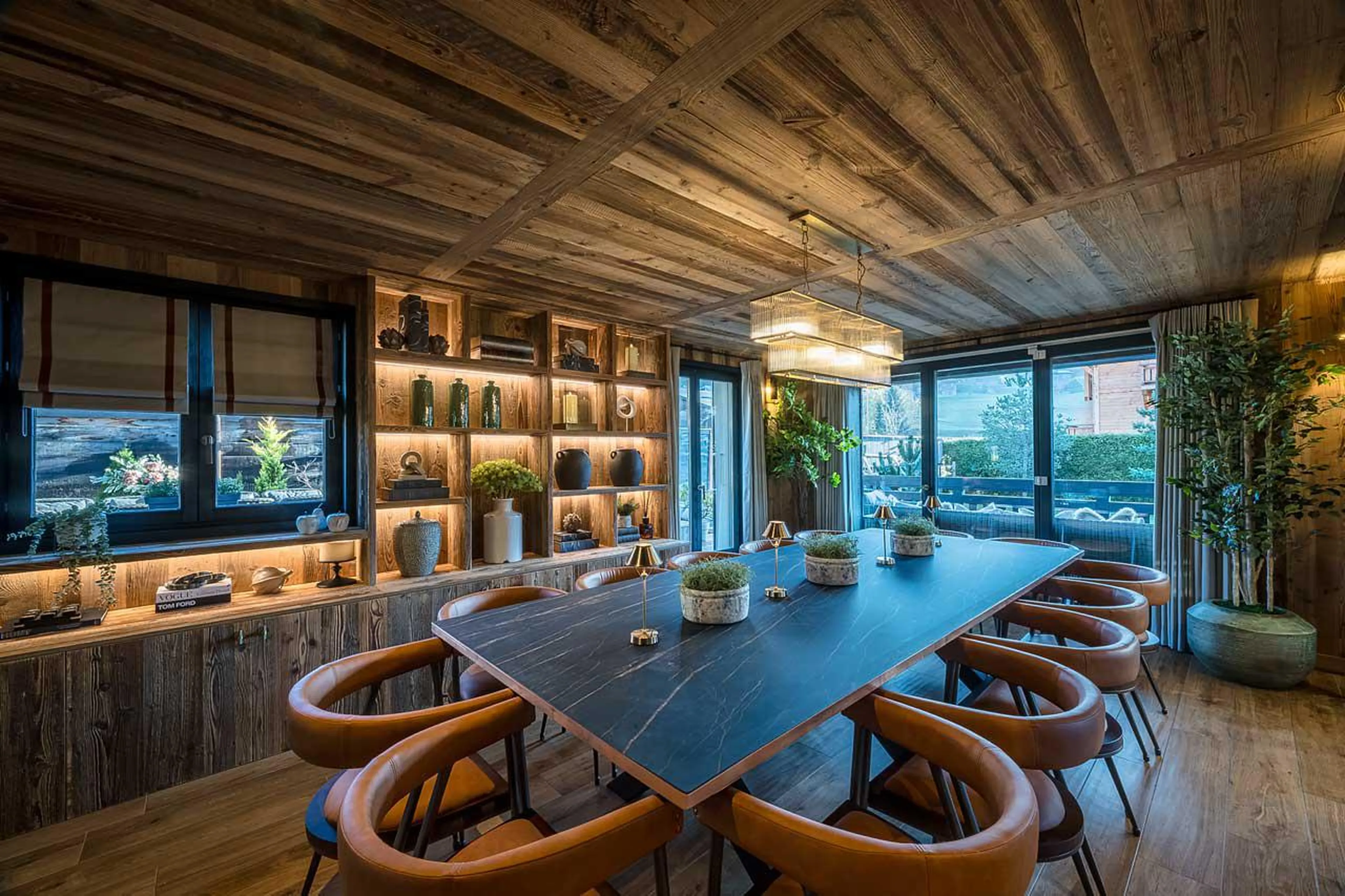 Dining table in summer at The Bungo in Morzine