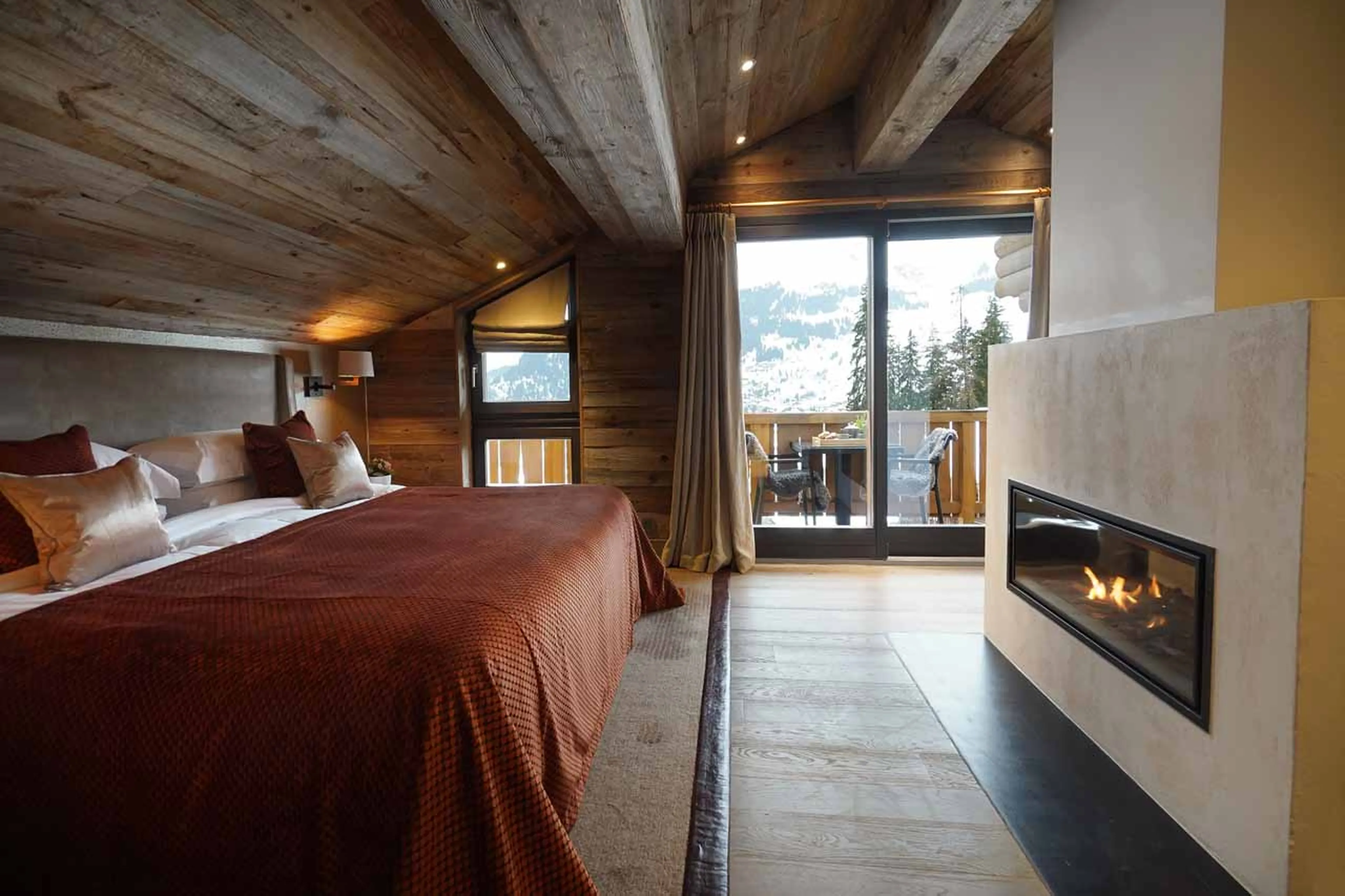Second master bedroom in he Lodge in Verbier