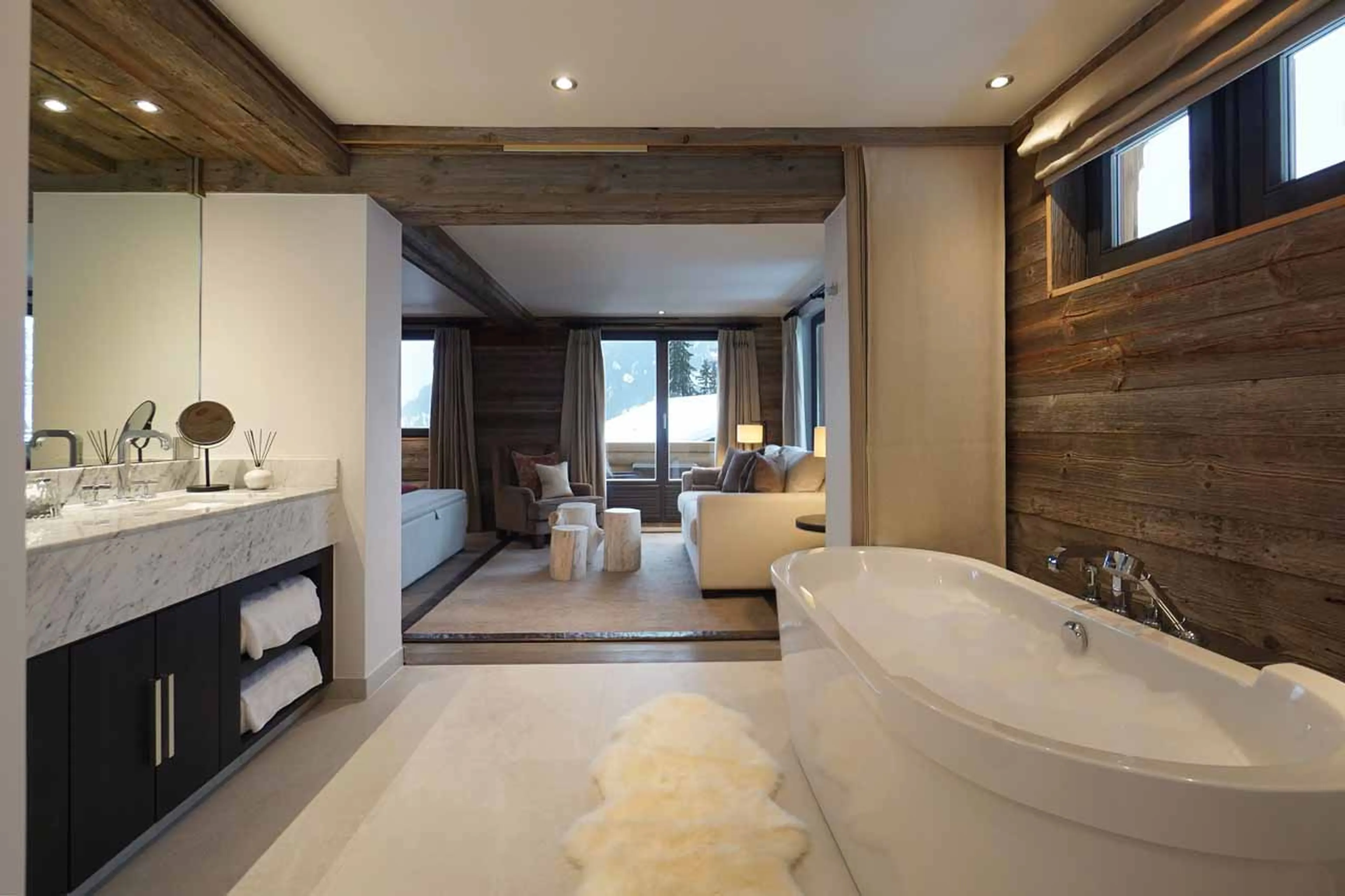 Bedroom 4 en-suite at The Lodge in Verbier