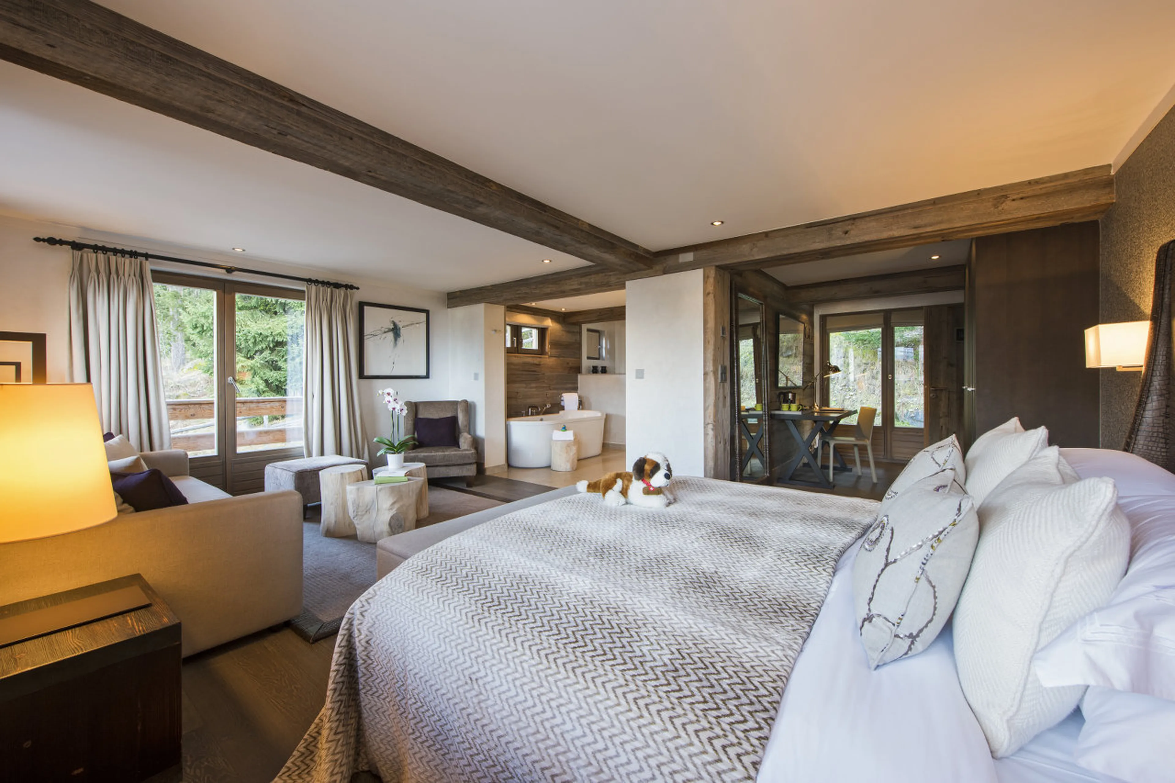 Dressing area in double bedroom in he Lodge in Verbier
