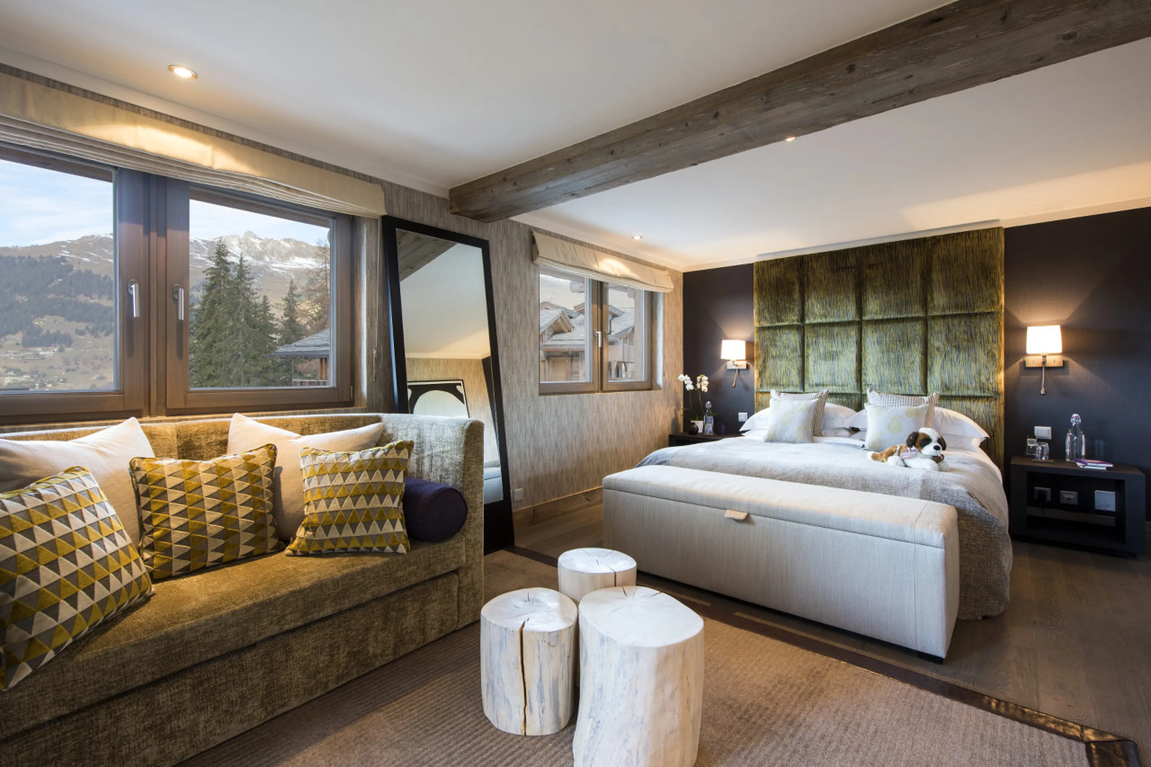 Ninth double bedroom at he Lodge in Verbier