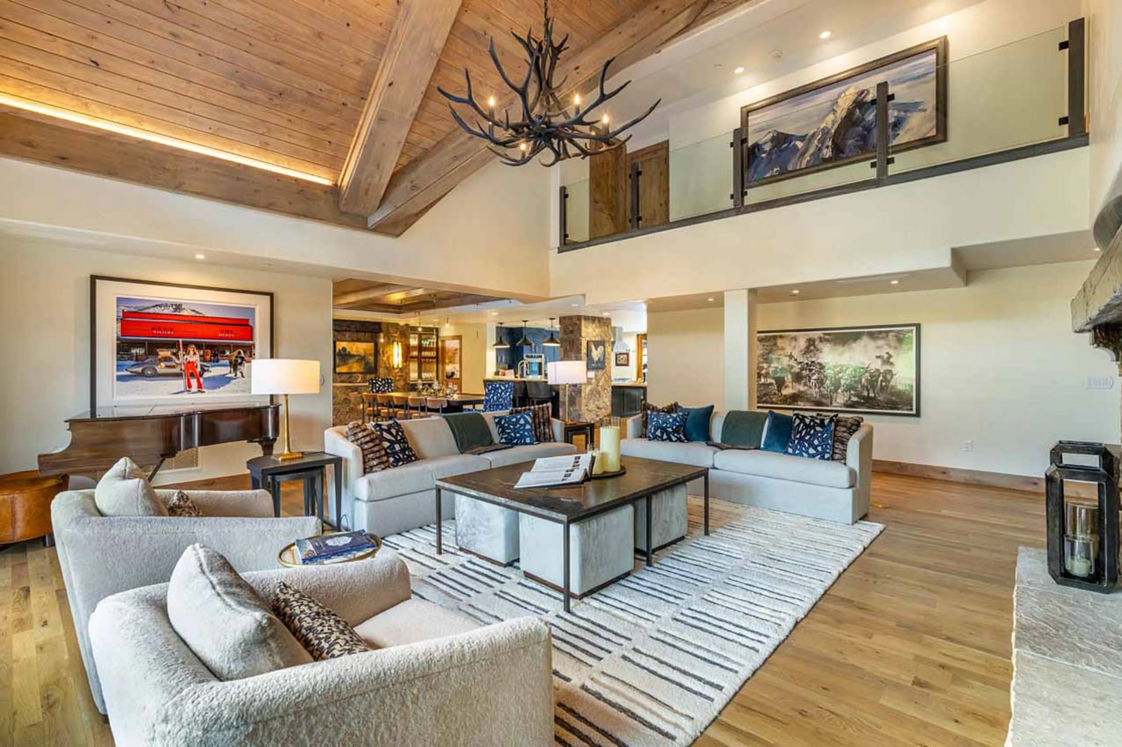 Spacious living room with Steinway baby grand piano