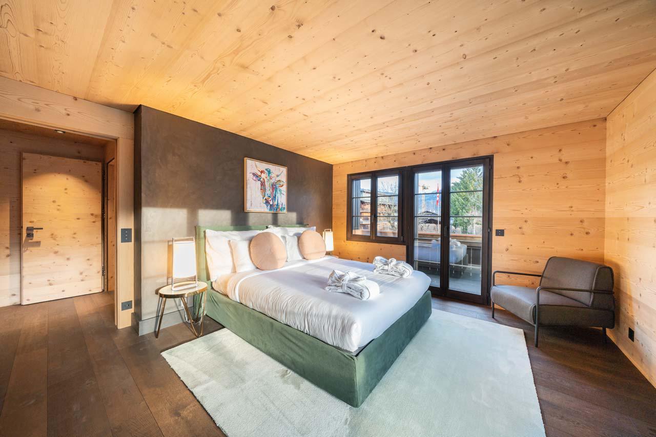 Gstaad Luxury Chalets, Gstaad Ski Resort & Ski Holidays | Leo Trippi
