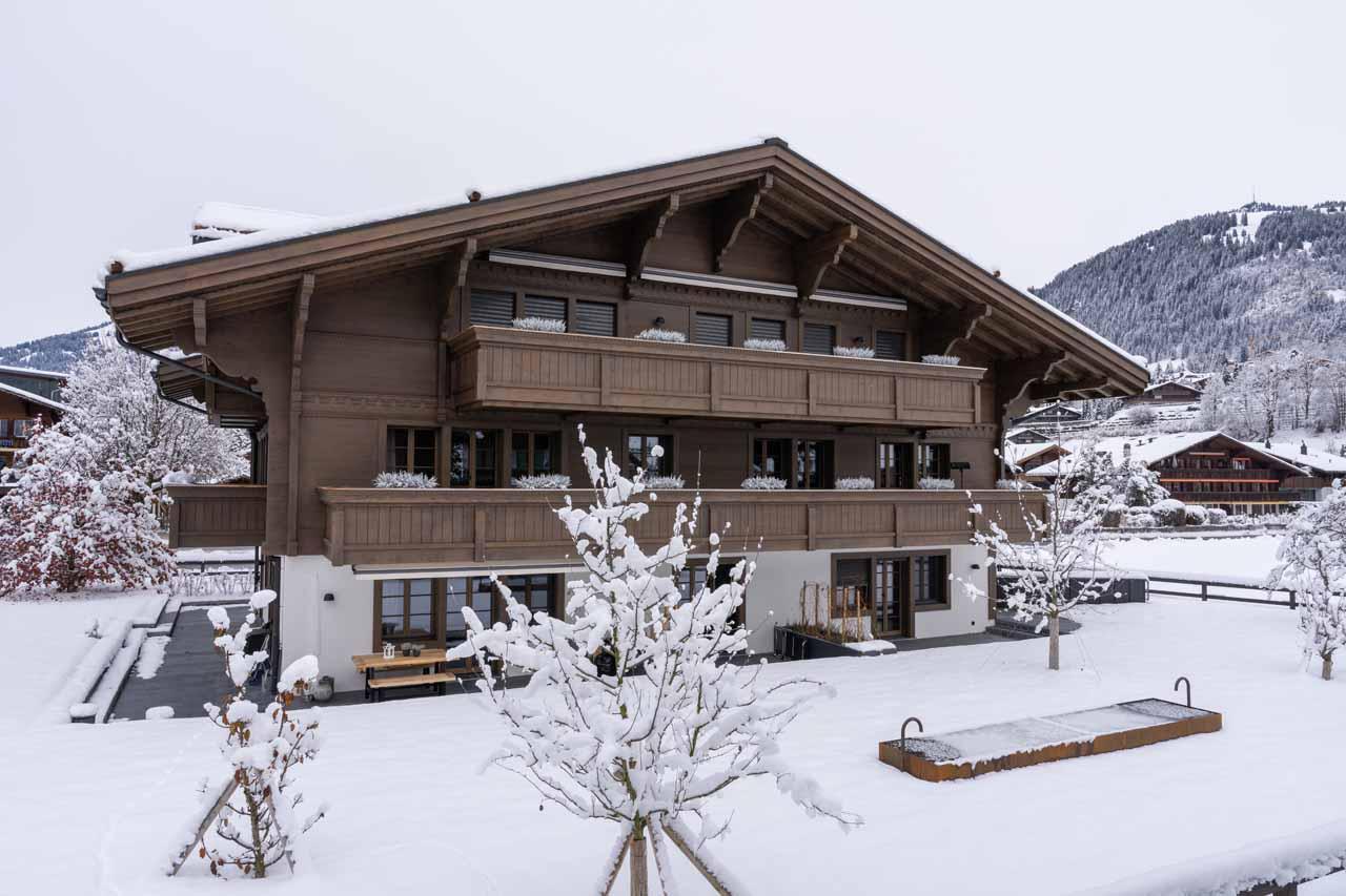 Gstaad Luxury Ski Chalets - Exclusive Ski Holidays | Leo Trippi