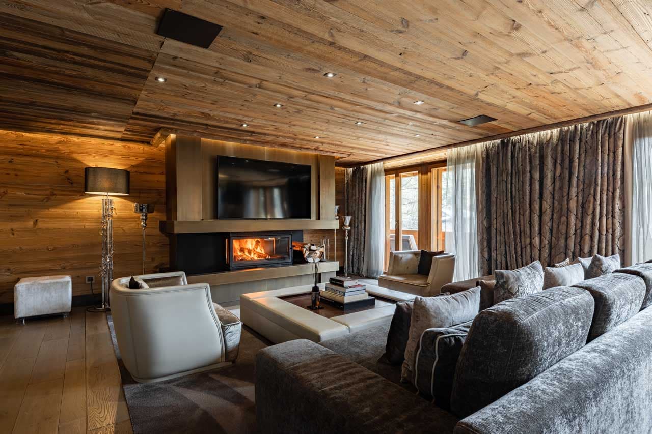 Gstaad Luxury Chalets, Gstaad Ski Resort & Ski Holidays | Leo Trippi