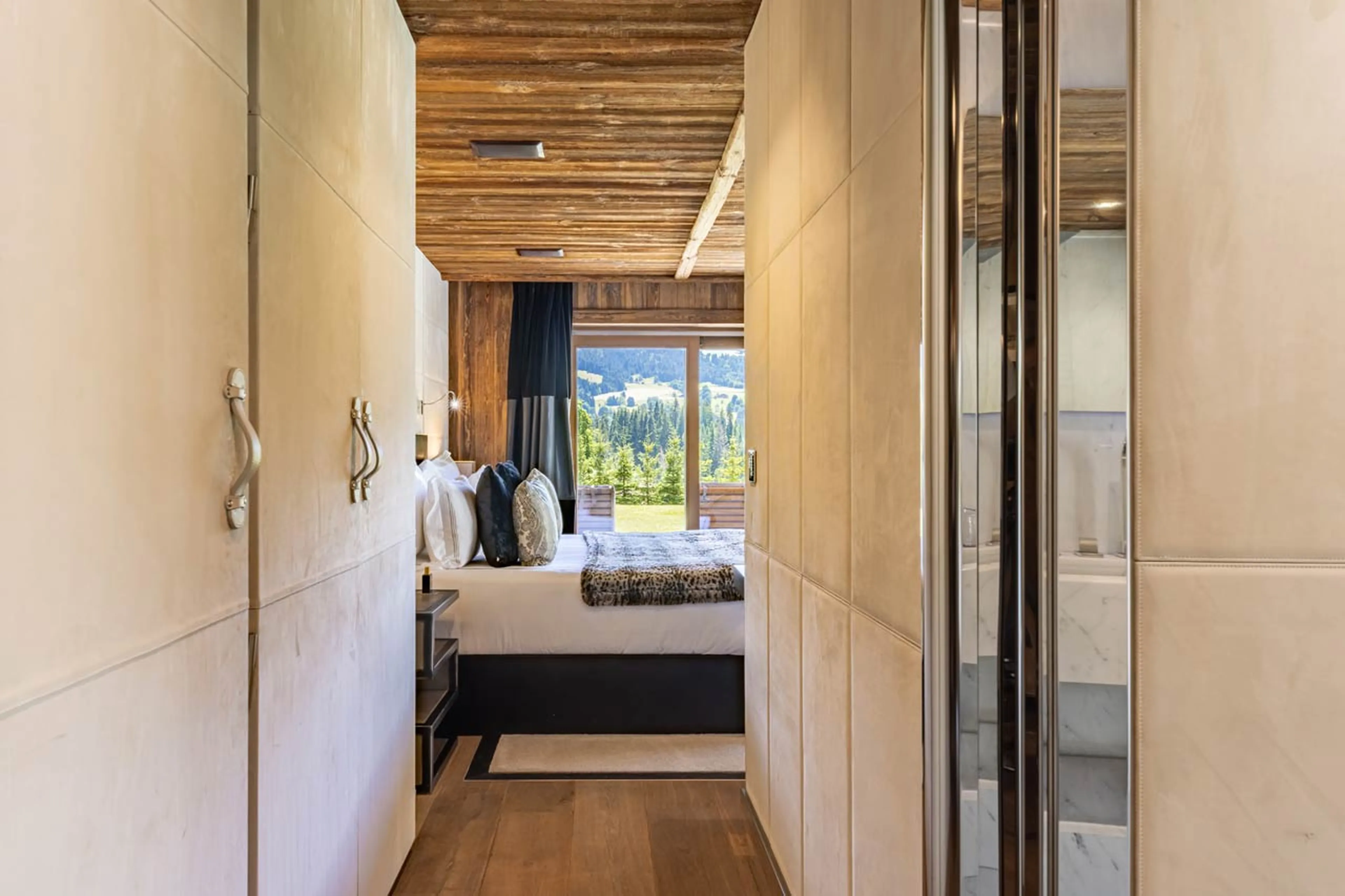 Bedroom in Ultima Megeve