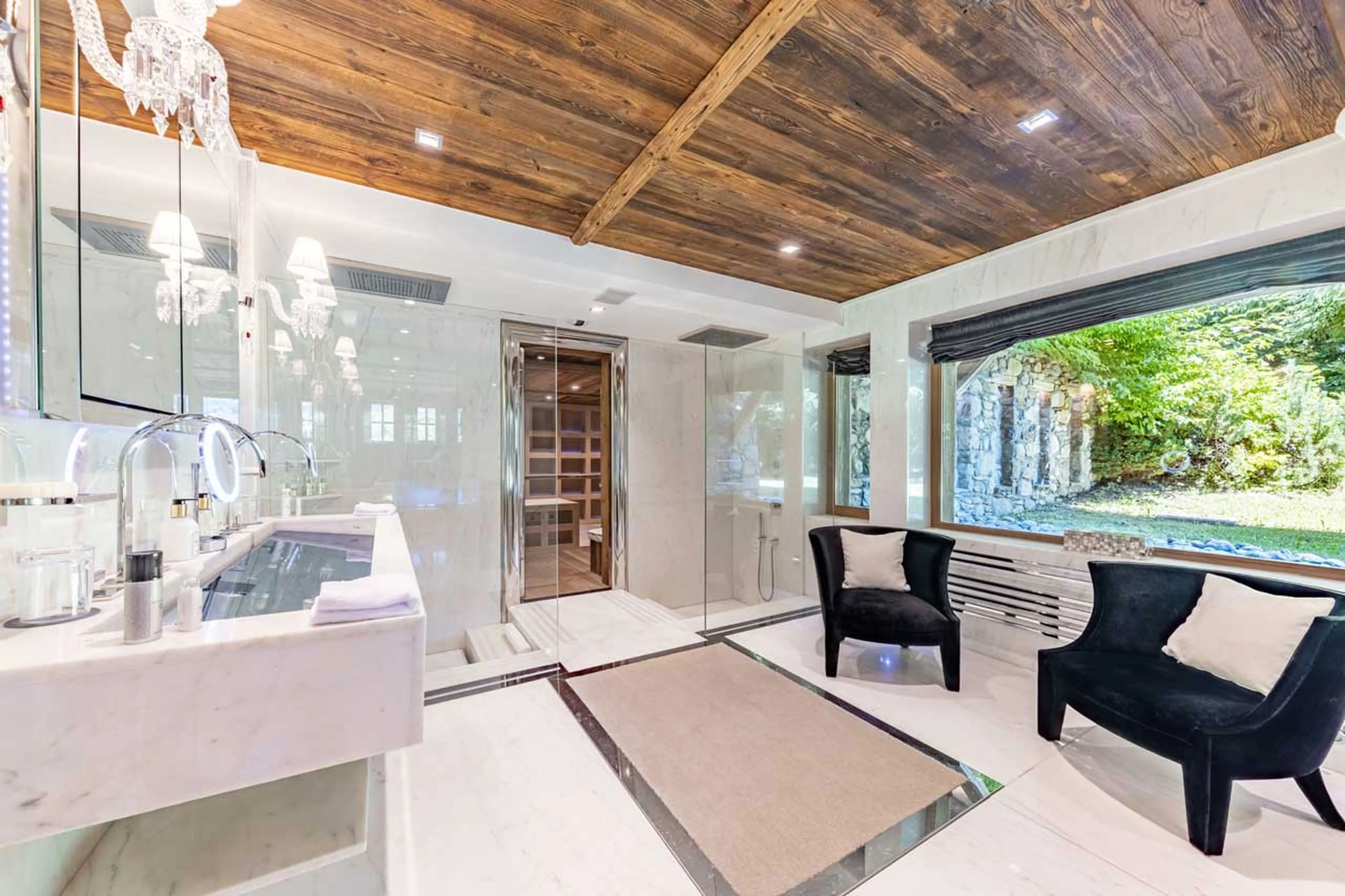 Master bathroom at Ultima Megeve