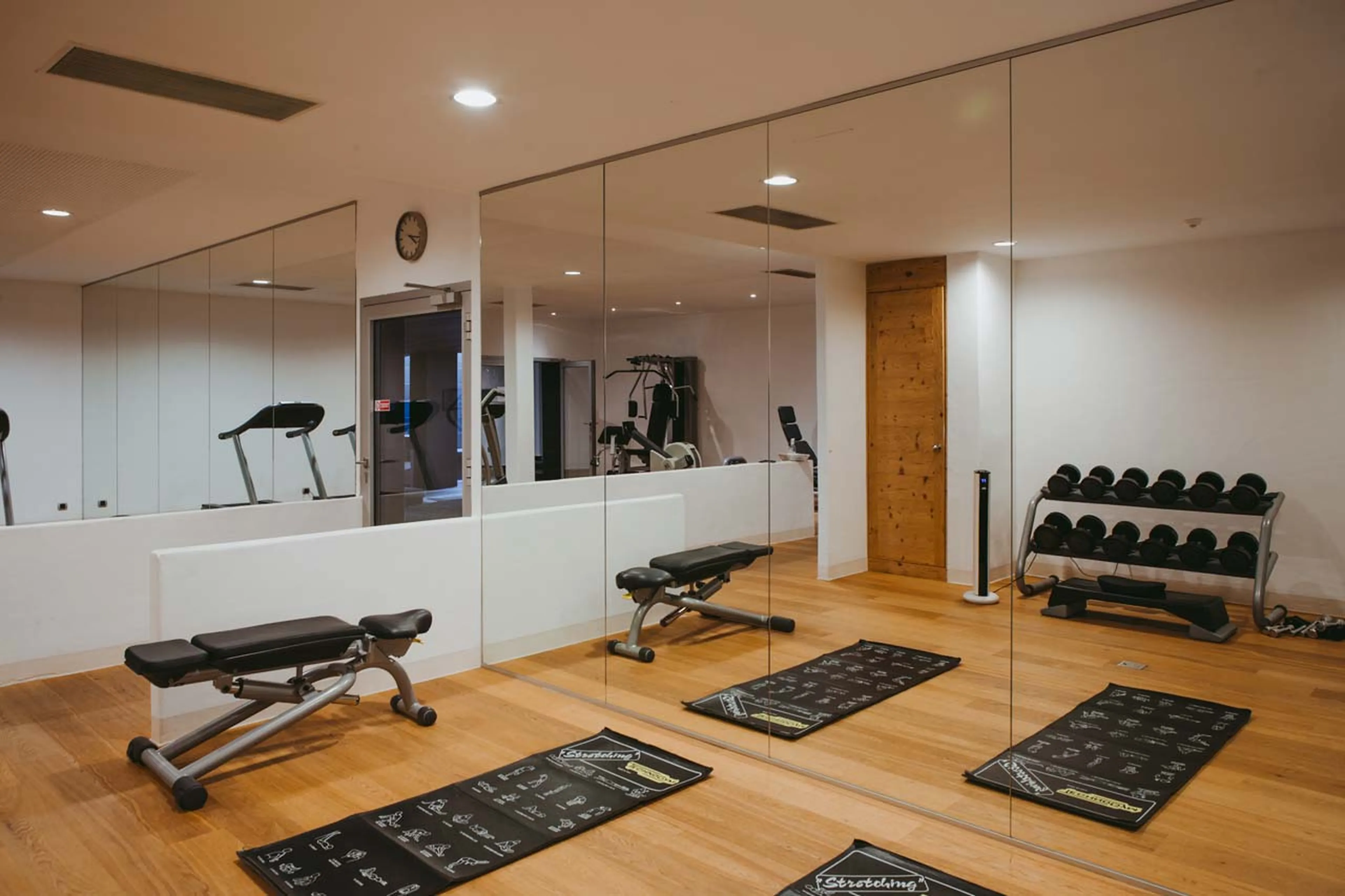 Shared fitness area at Valentine 211 in Verbier