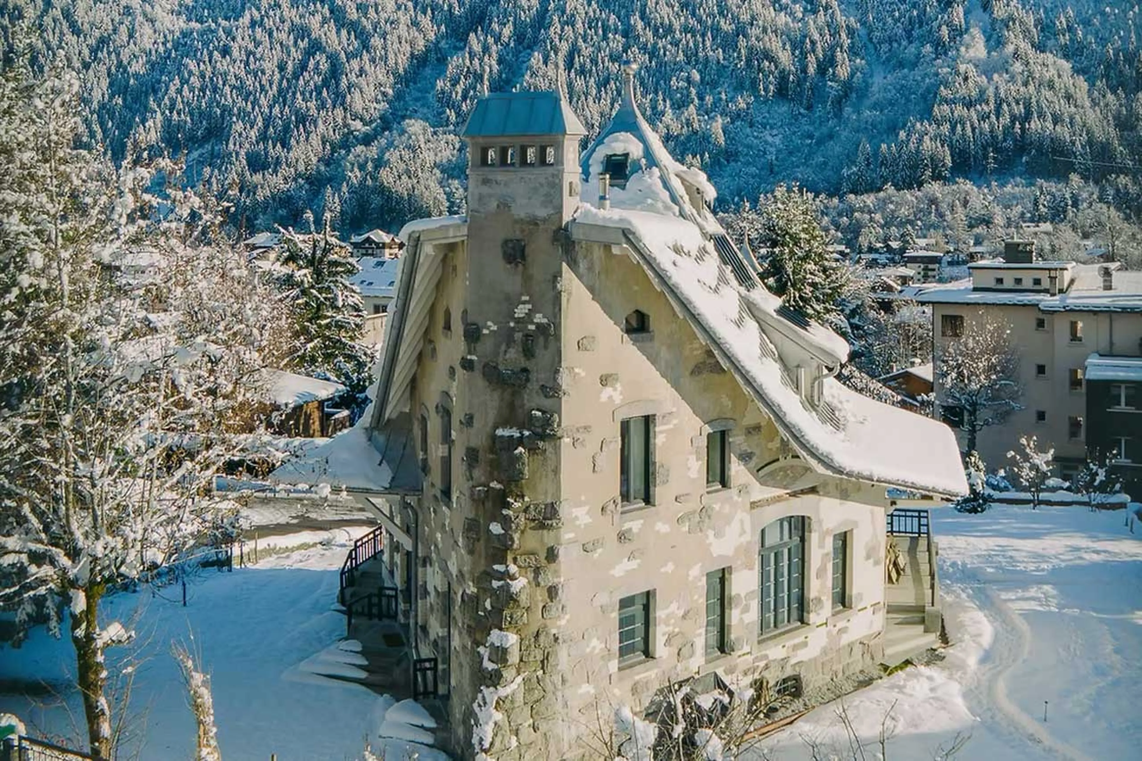 Architecture of Villa Butterfly in Chamonix