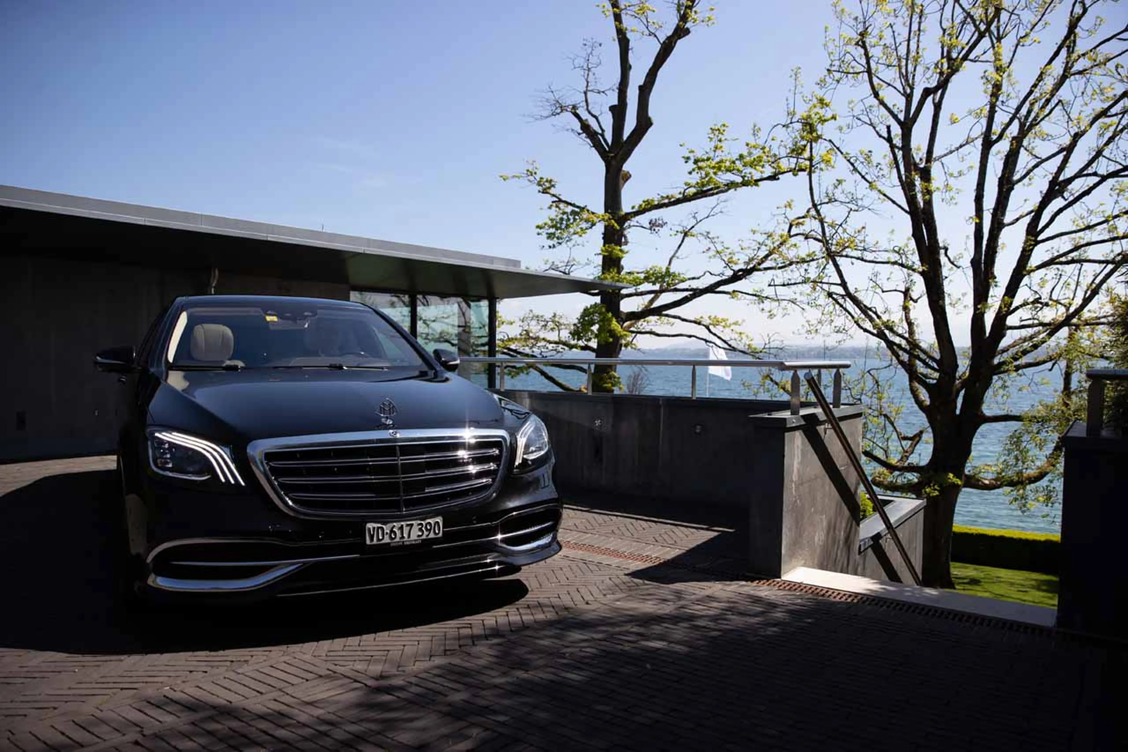 Parking at Villa du Lac in Geneva