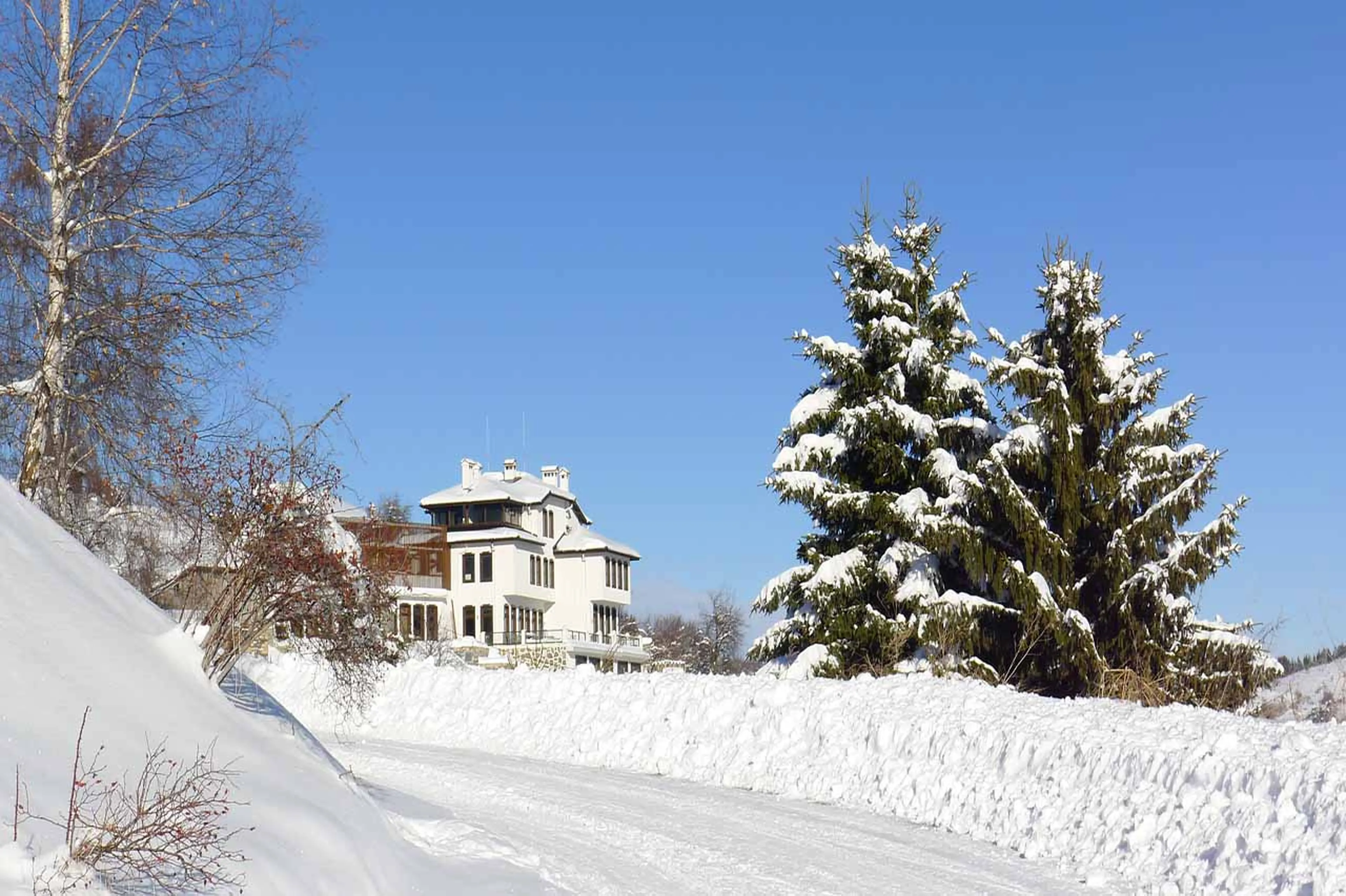 Exterior of Villa Gella in the Rhodope Mountains