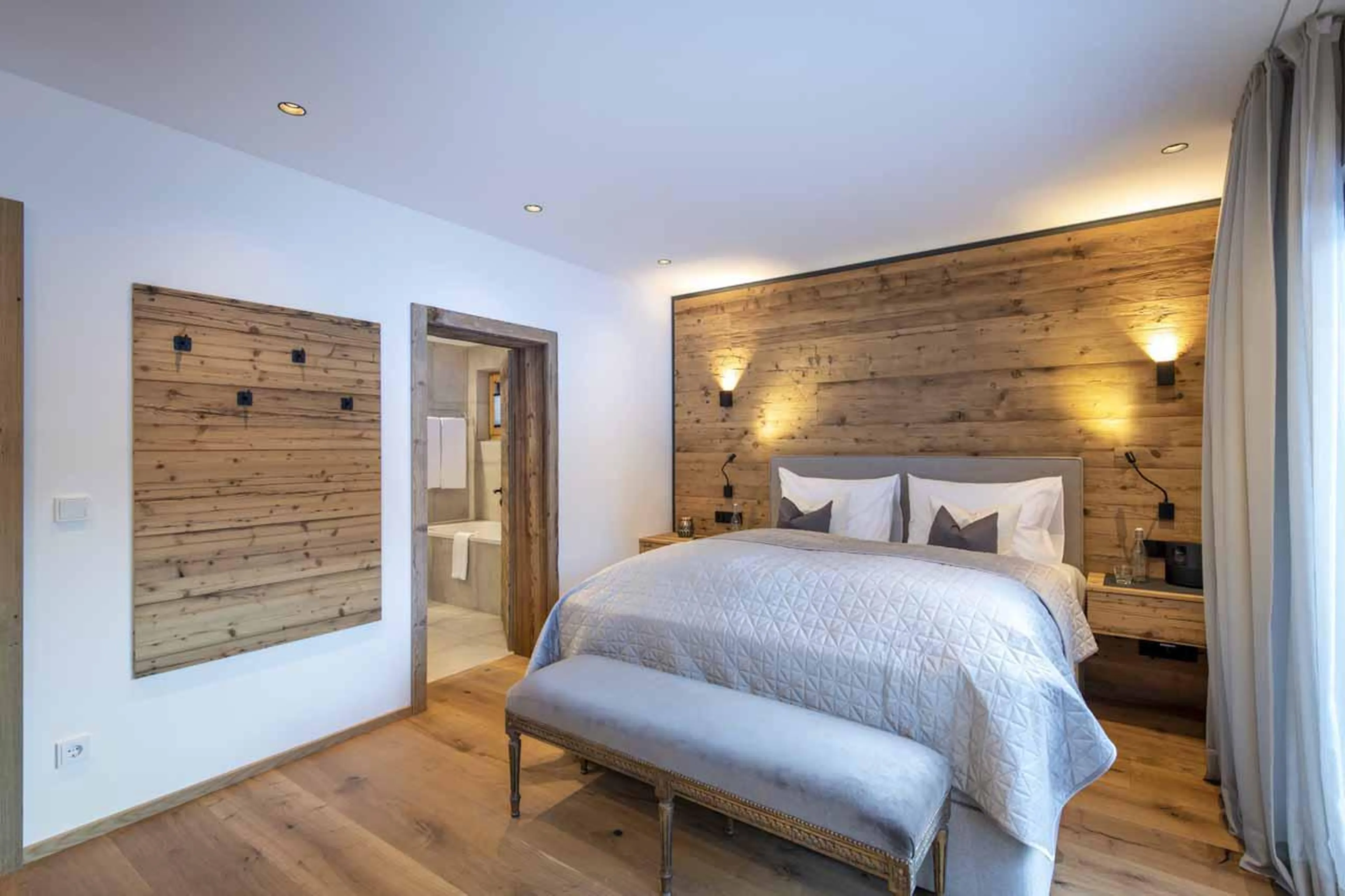 Entrance to en-suite bathroom at Villa Villekulla in St Anton