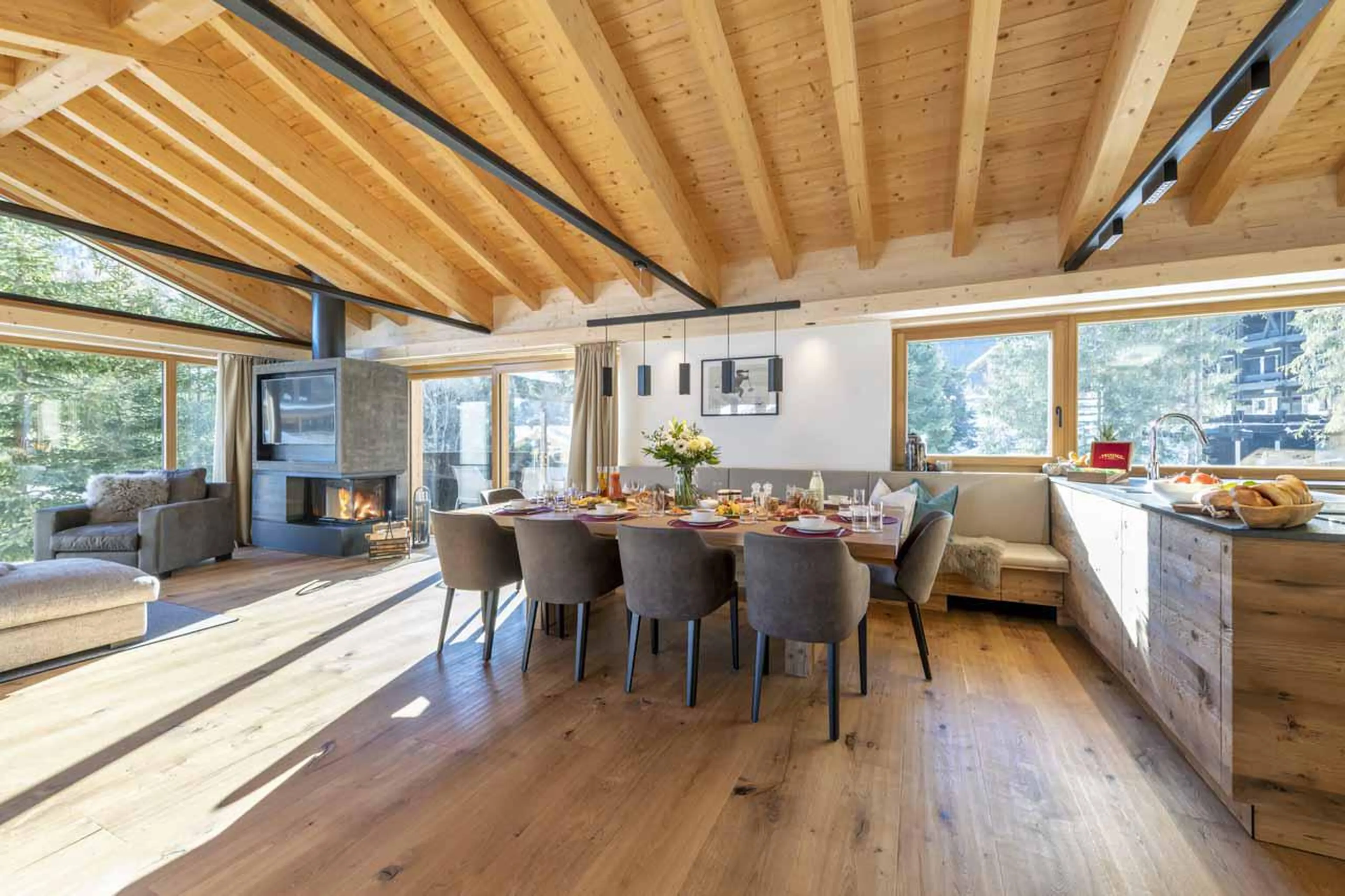 Dining table at Villa Villekulla in St Anton