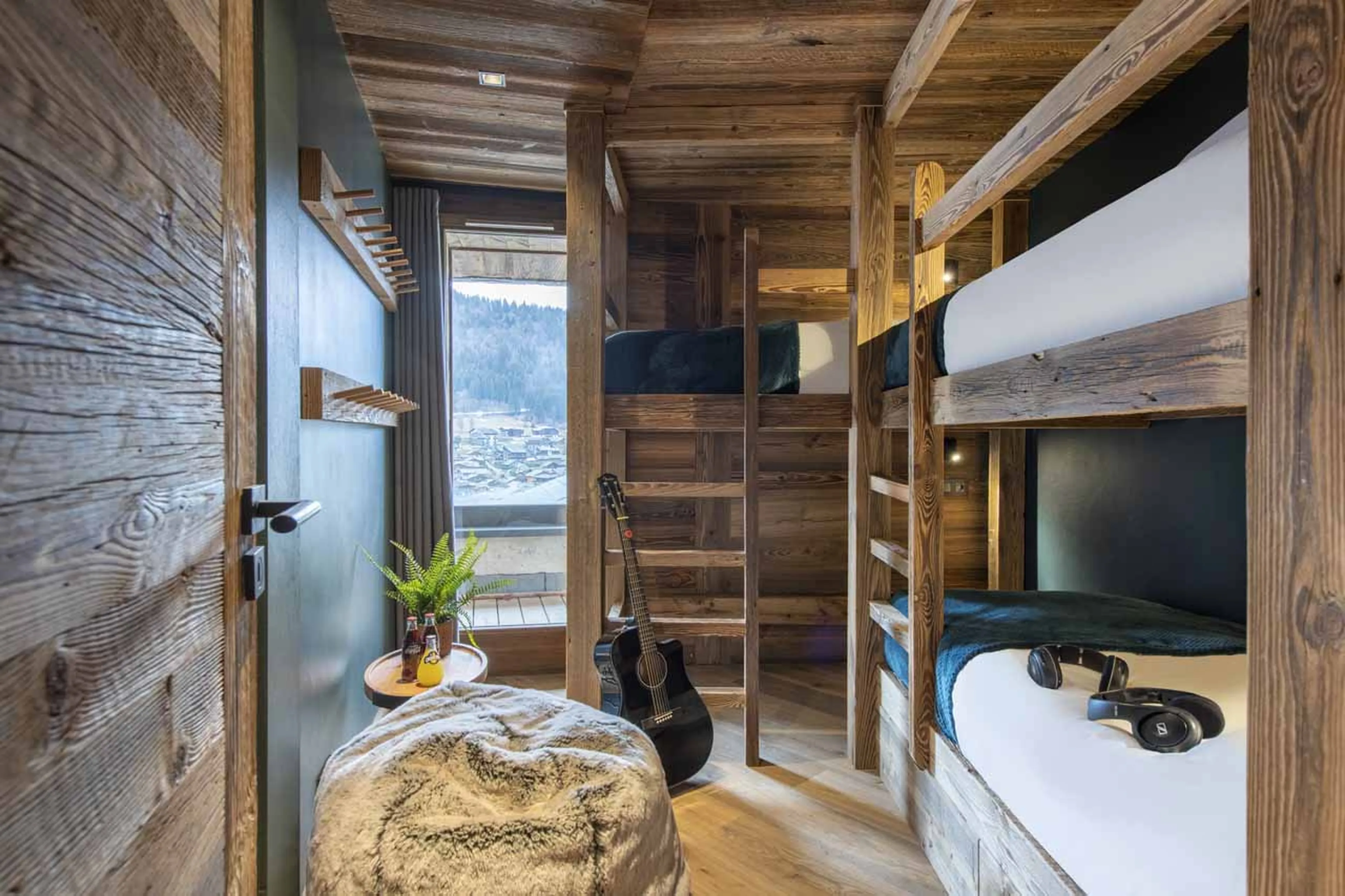 Bedroom six at ZEMS Lodge in Morzine