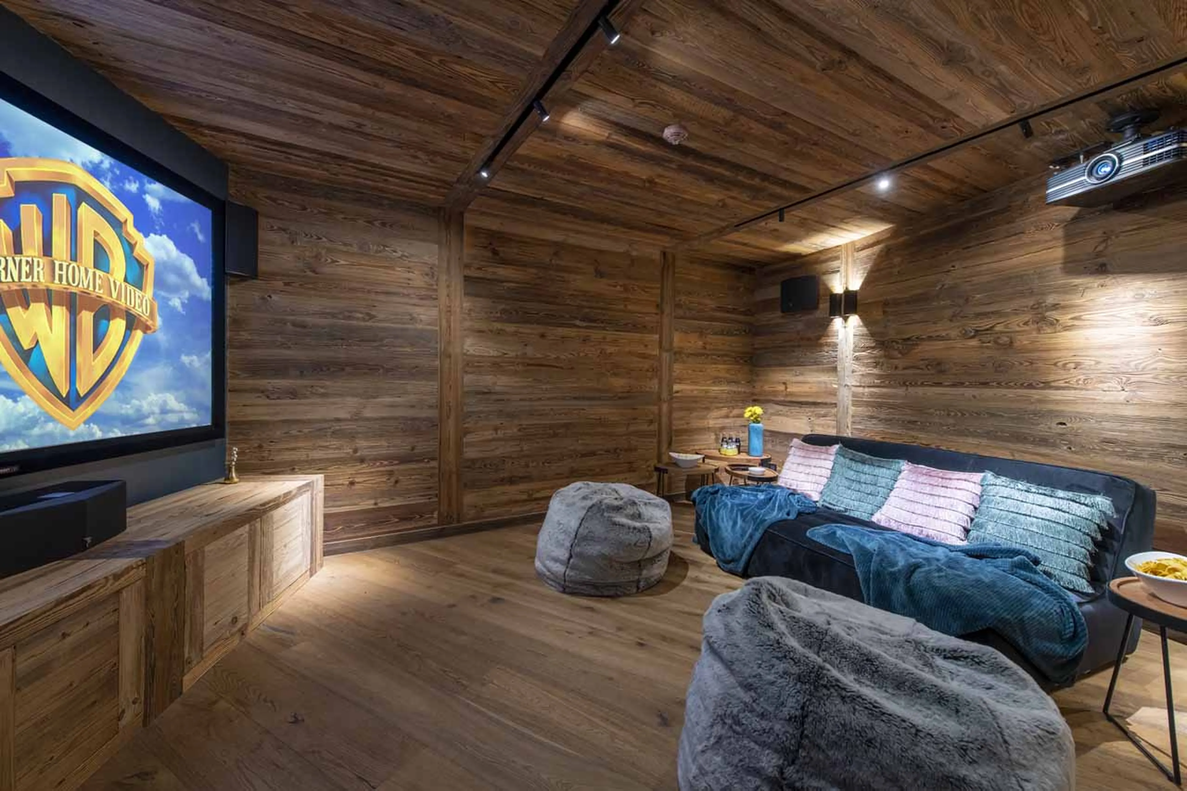 Cinema at ZEMS Lodge in Morzine