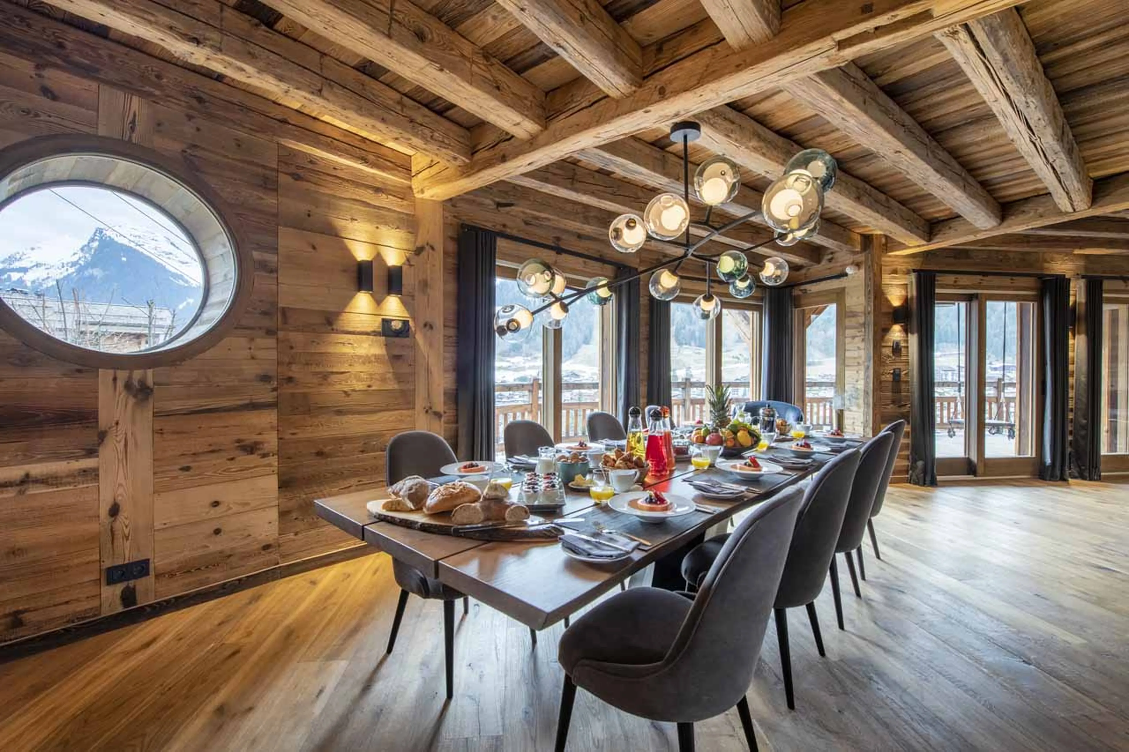 Dining table at ZEMS Lodge in Morzine