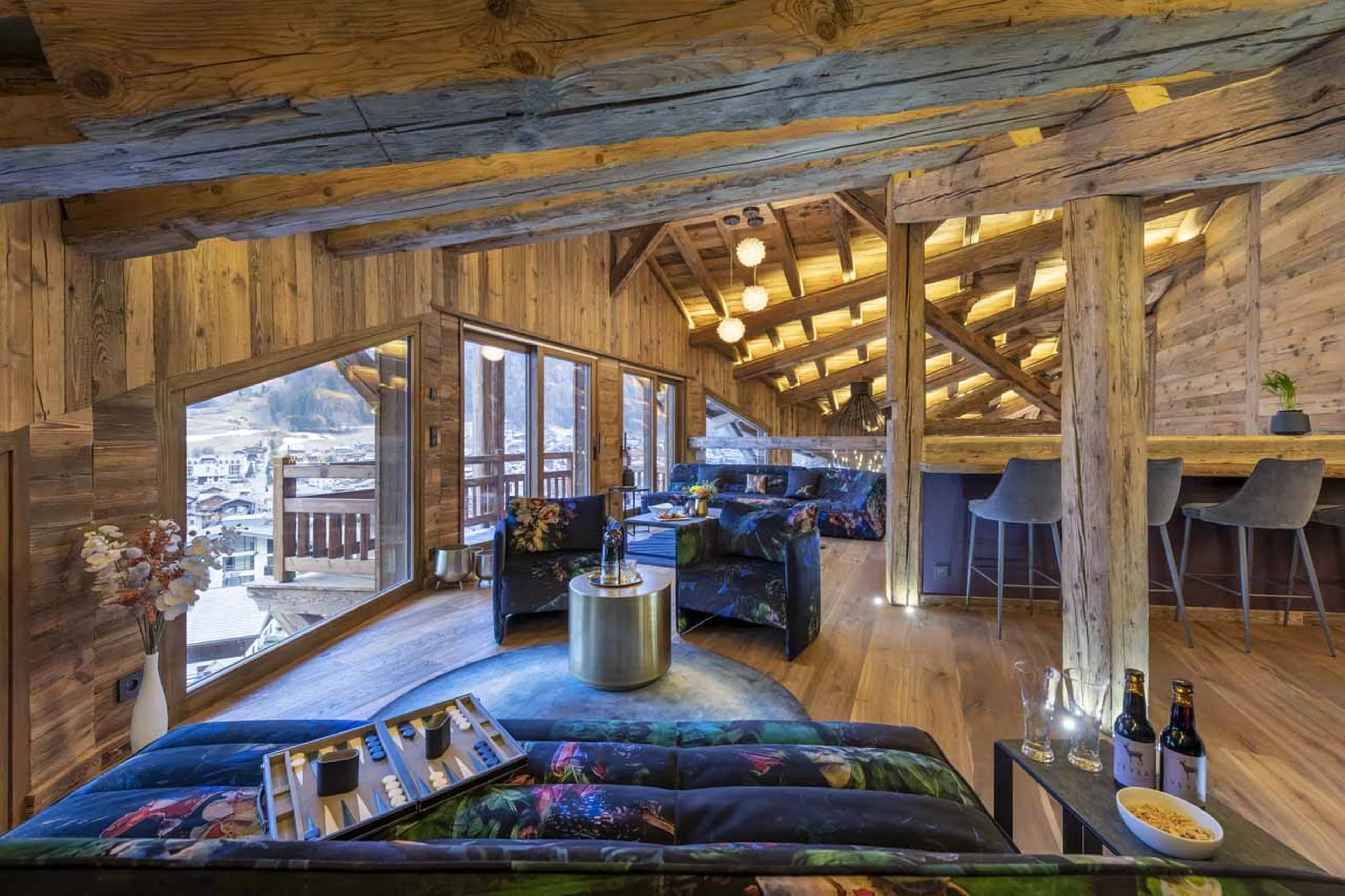 Bar at ZEMS Lodge in Morzine