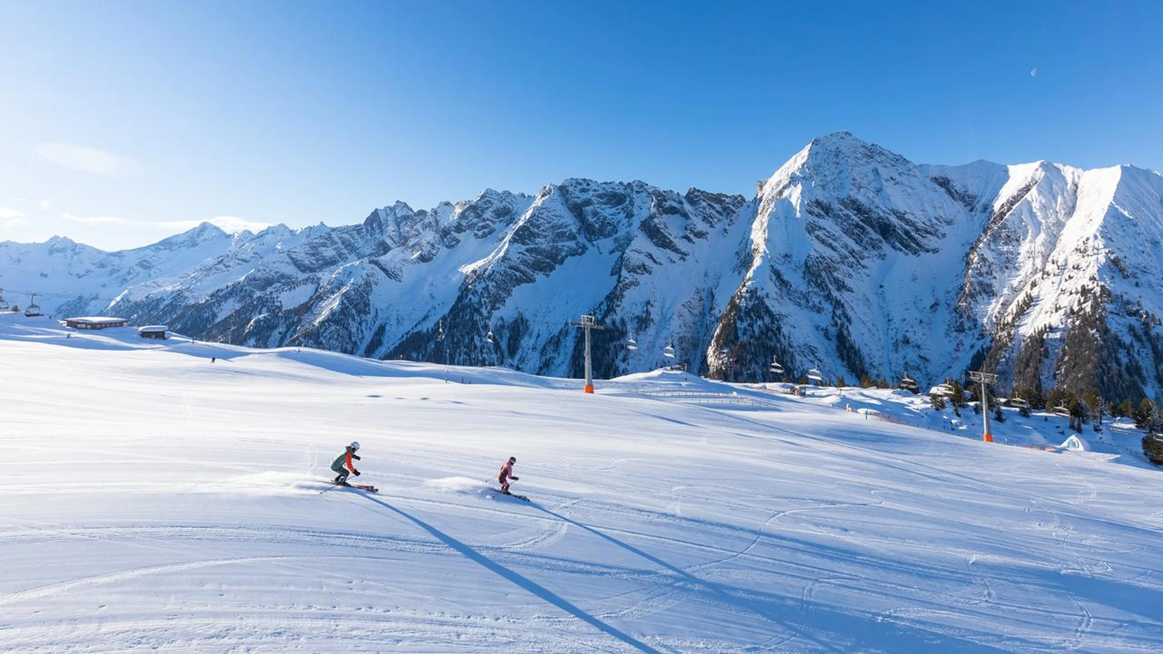 Skiing in Zillertal